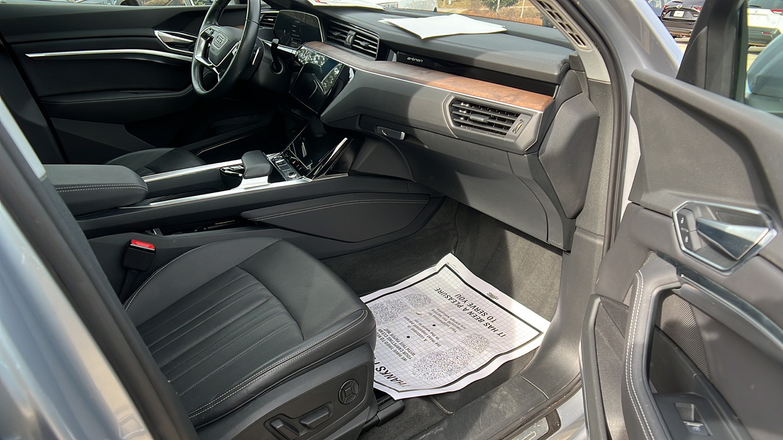 2020 Audi e-tron Sportback Premium Plus 13