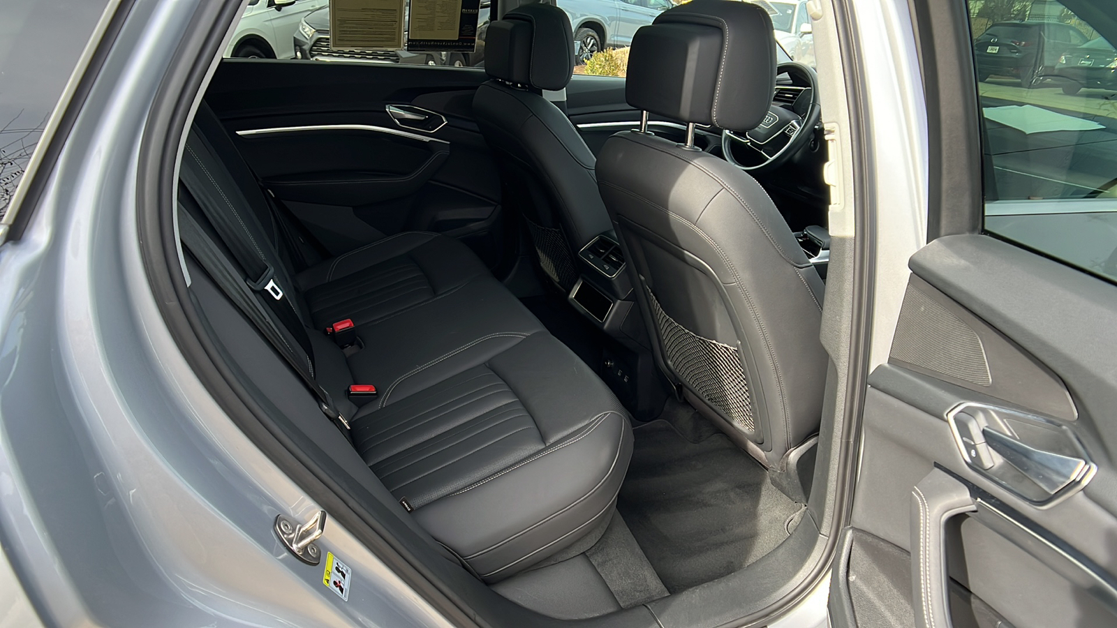 2020 Audi e-tron Sportback Premium Plus 16