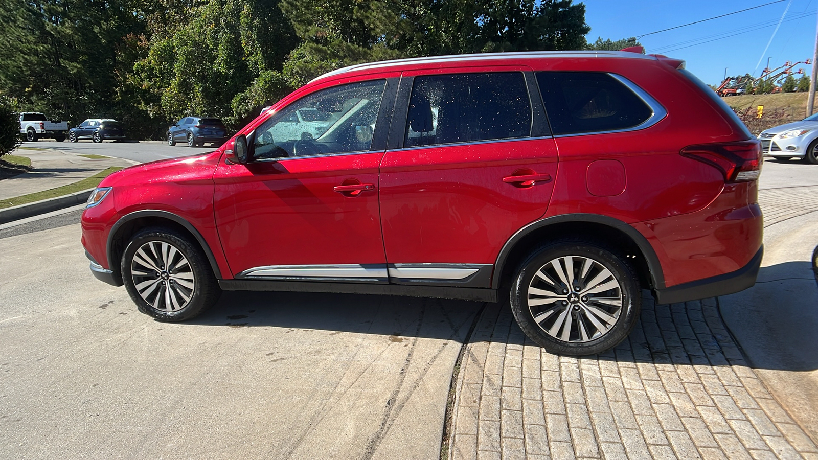 2020 Mitsubishi Outlander  8