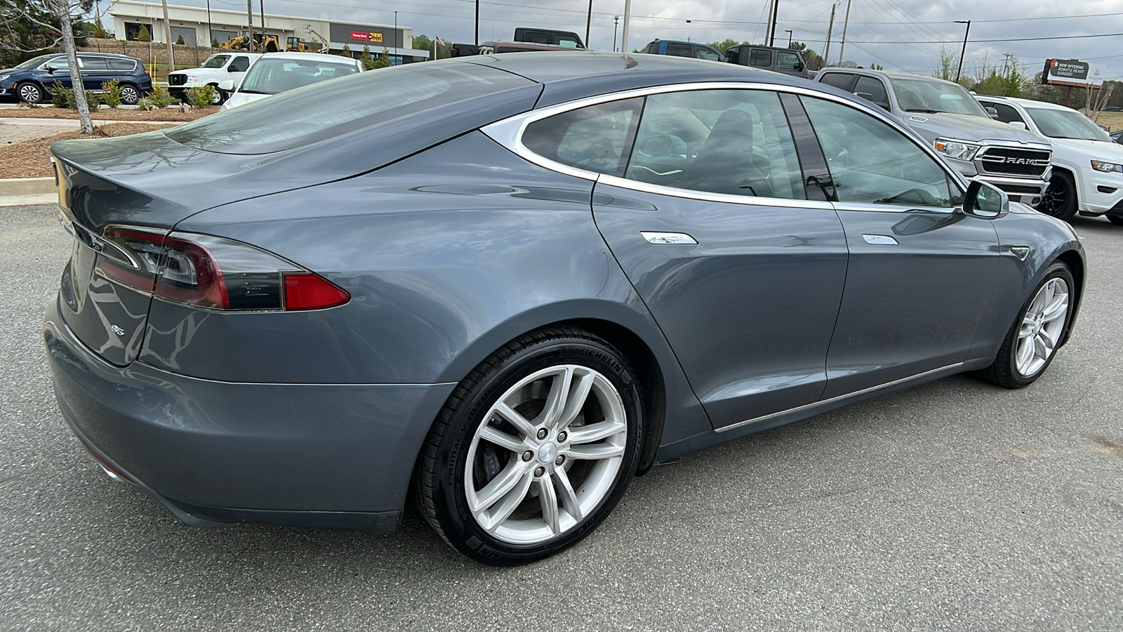 2013 Tesla Model S  5