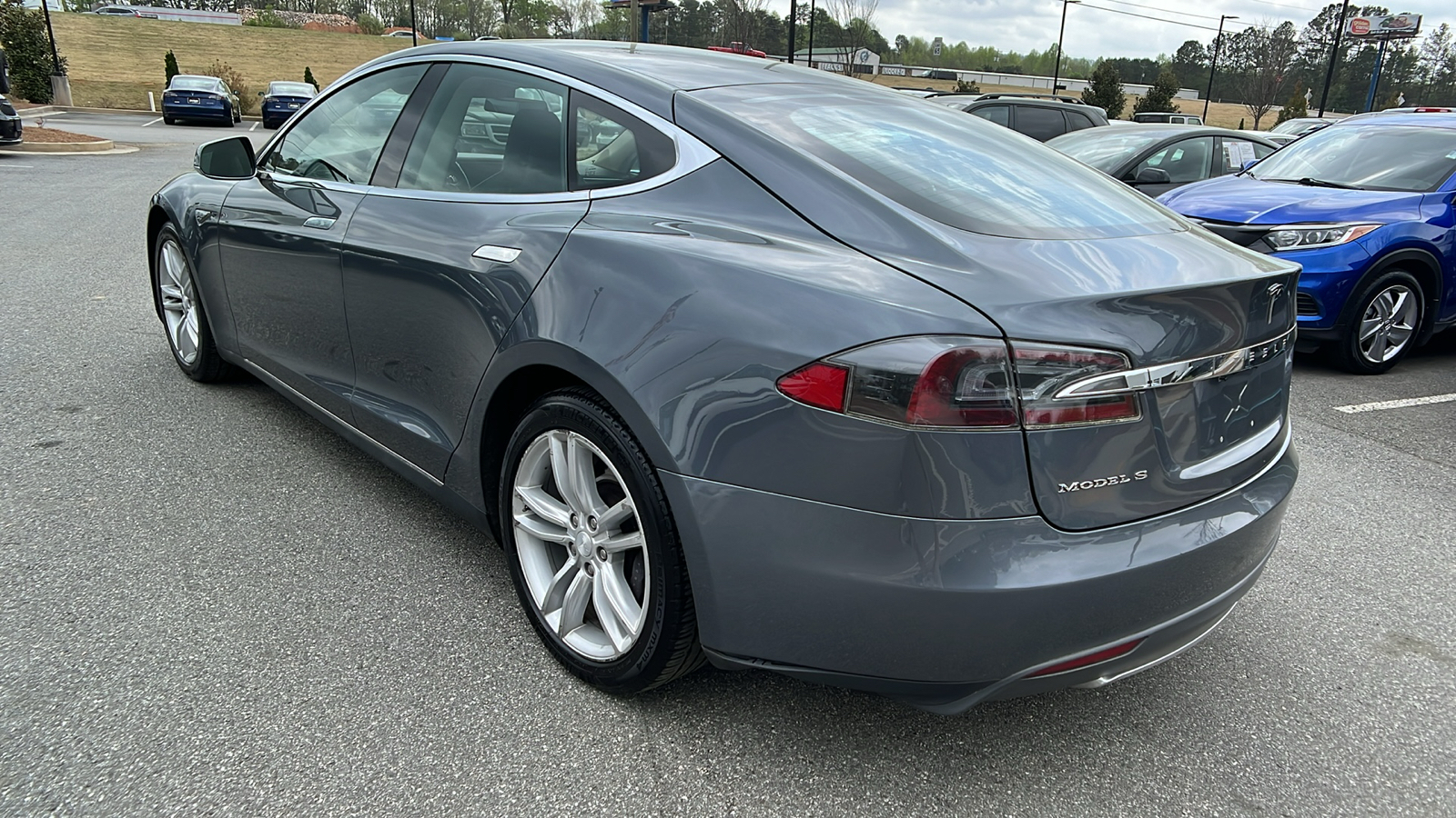 2013 Tesla Model S  7