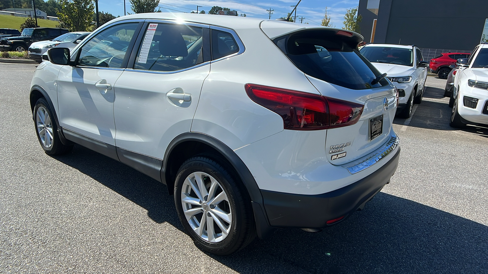 2018 Nissan Rogue Sport S 7