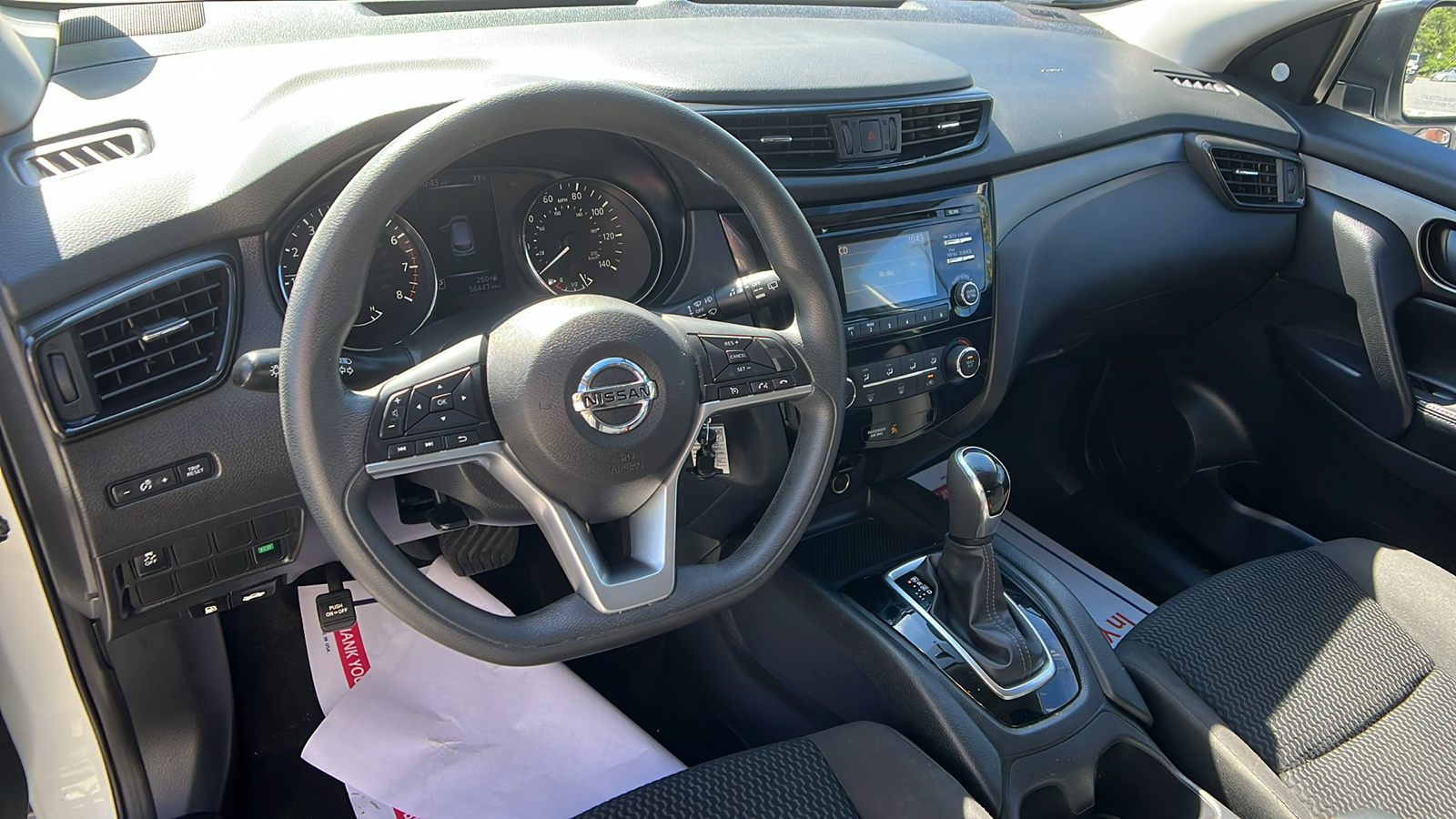 2018 Nissan Rogue Sport S 19