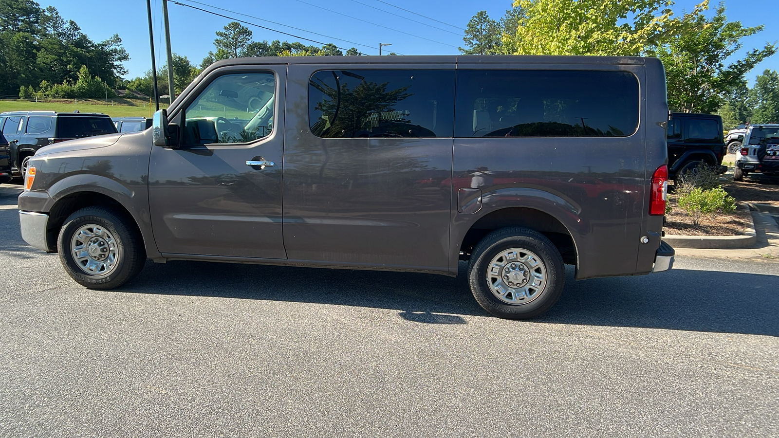 2017 Nissan NV Passenger SV 8