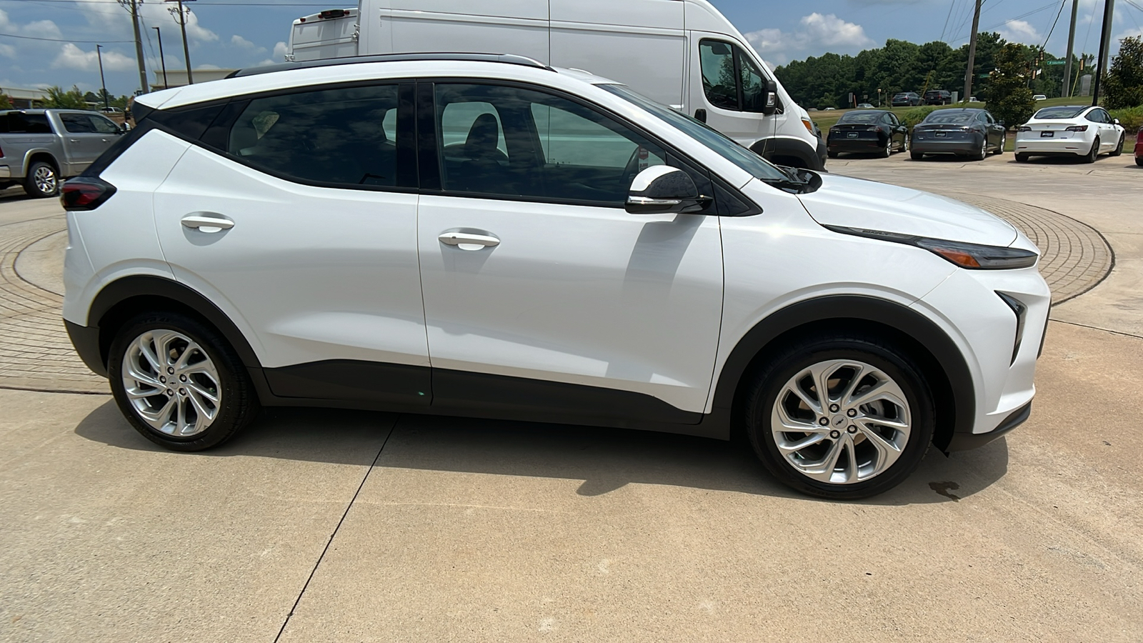 2023 Chevrolet Bolt EUV LT 4