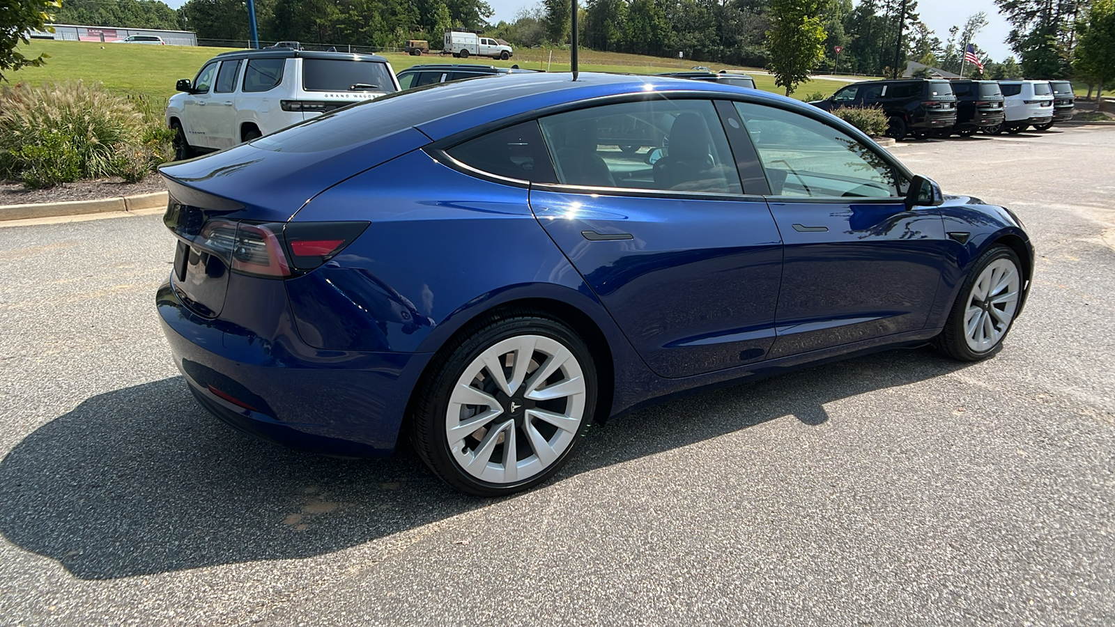 2023 Tesla Model 3  5