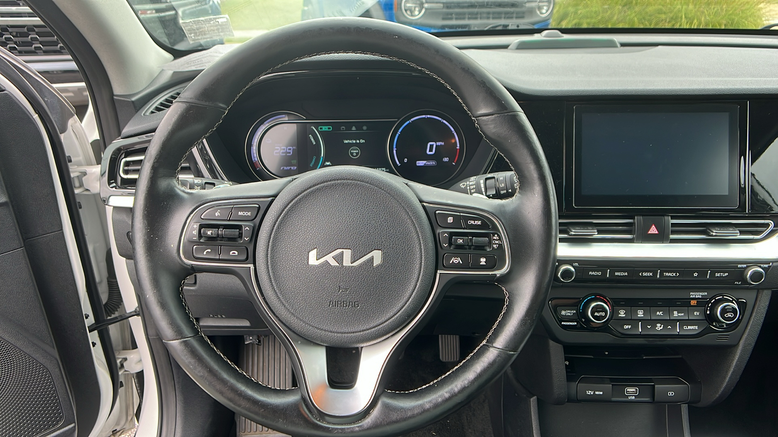 2022 Kia Niro EV S 20