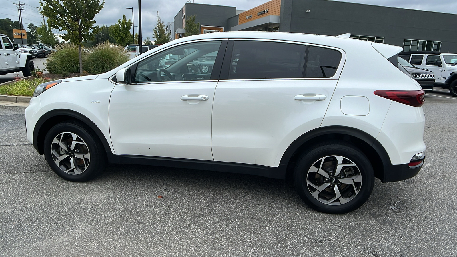 2021 Kia Sportage LX 8