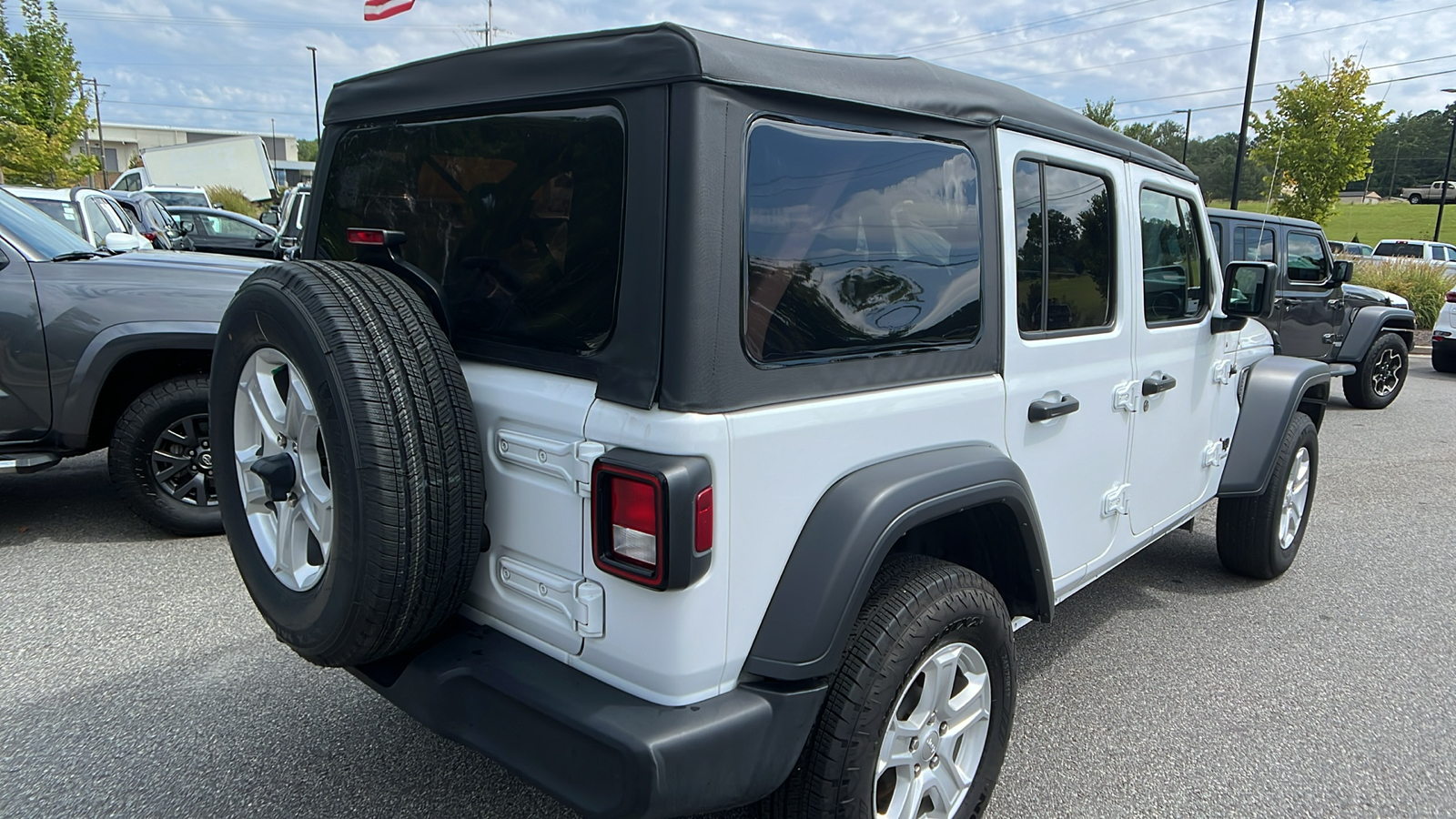 2023 Jeep Wrangler Sport S 5