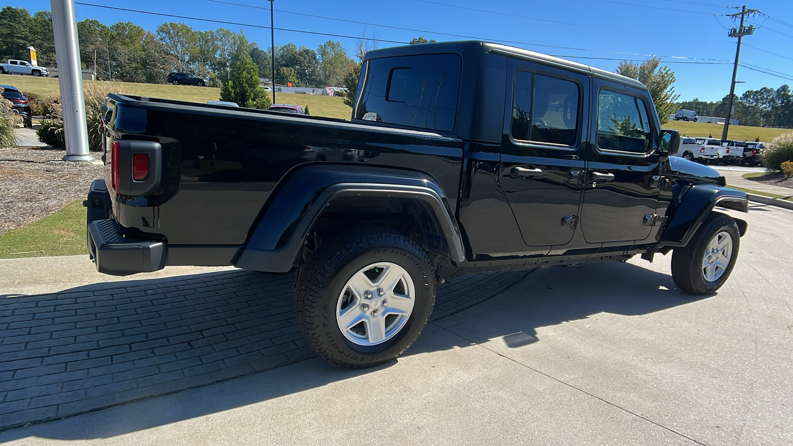 2023 Jeep Gladiator Sport S 5