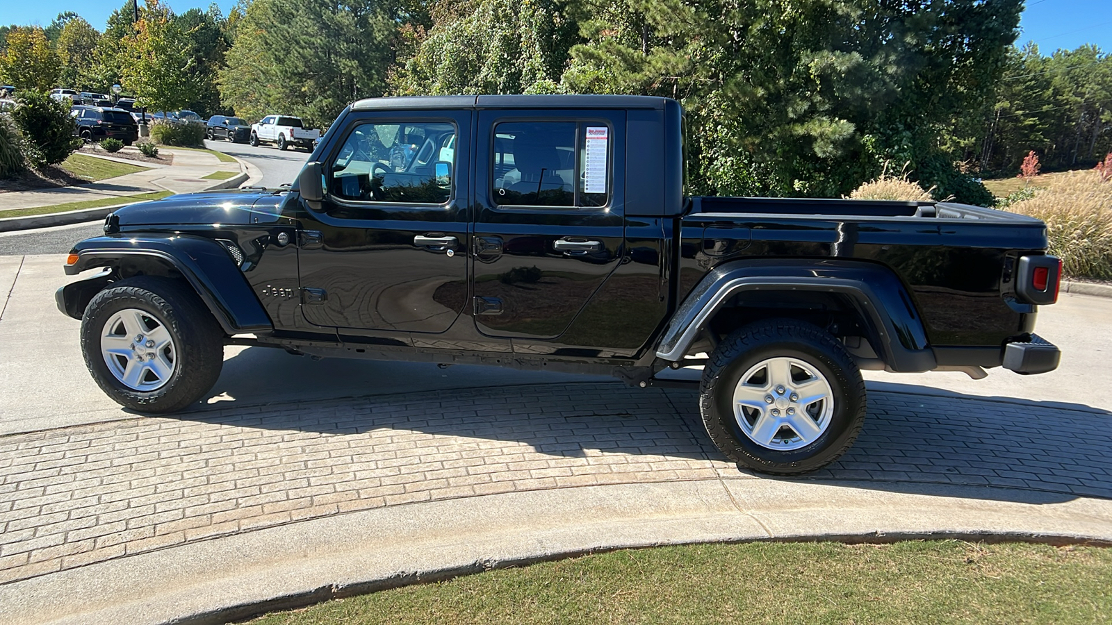 2023 Jeep Gladiator Sport S 8