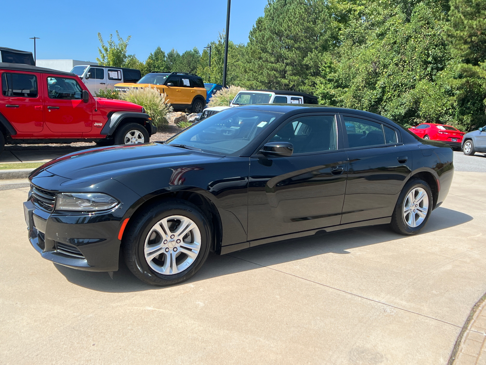 2022 Dodge Charger SXT 1