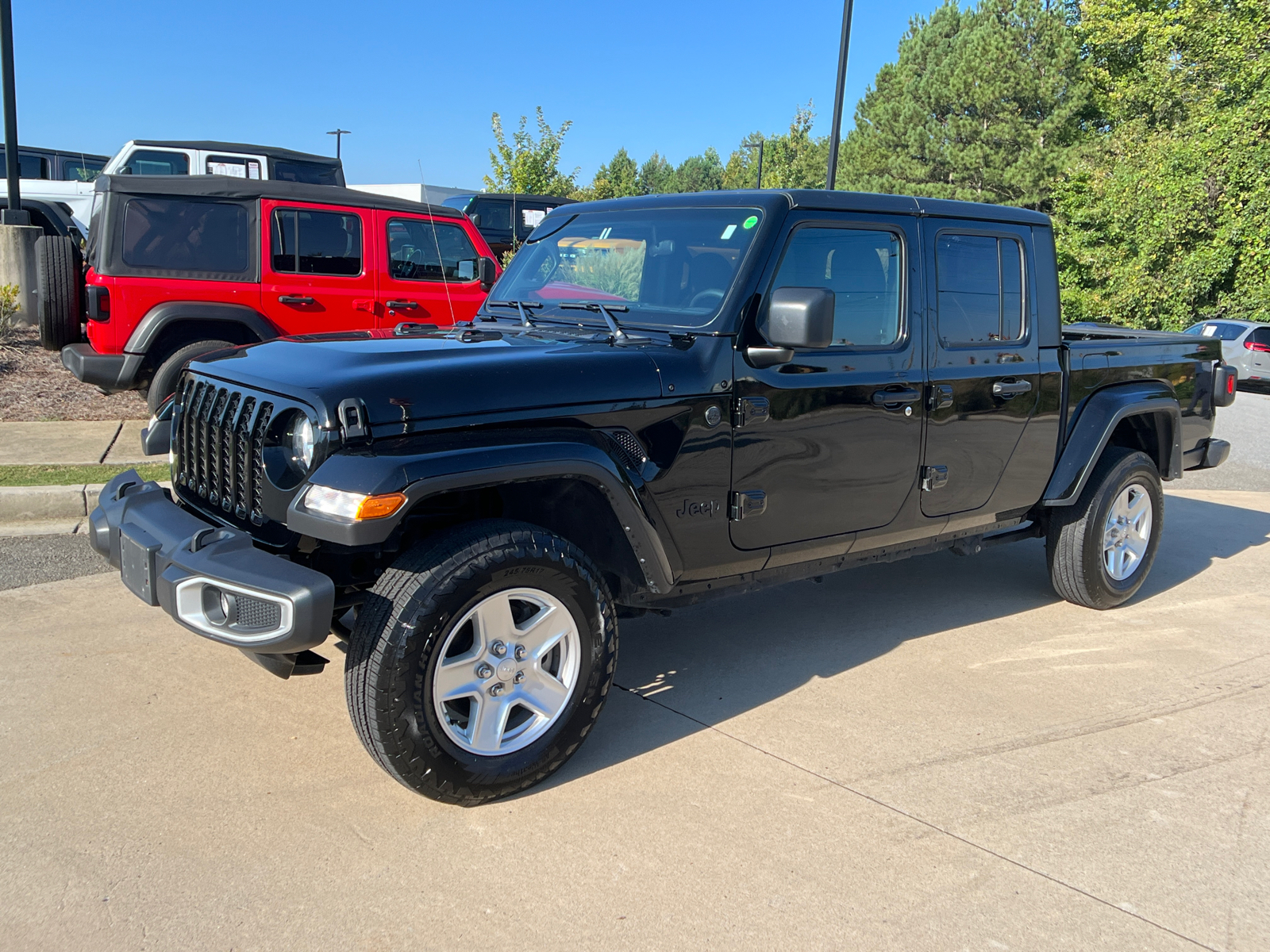 2023 Jeep Gladiator Sport S 1