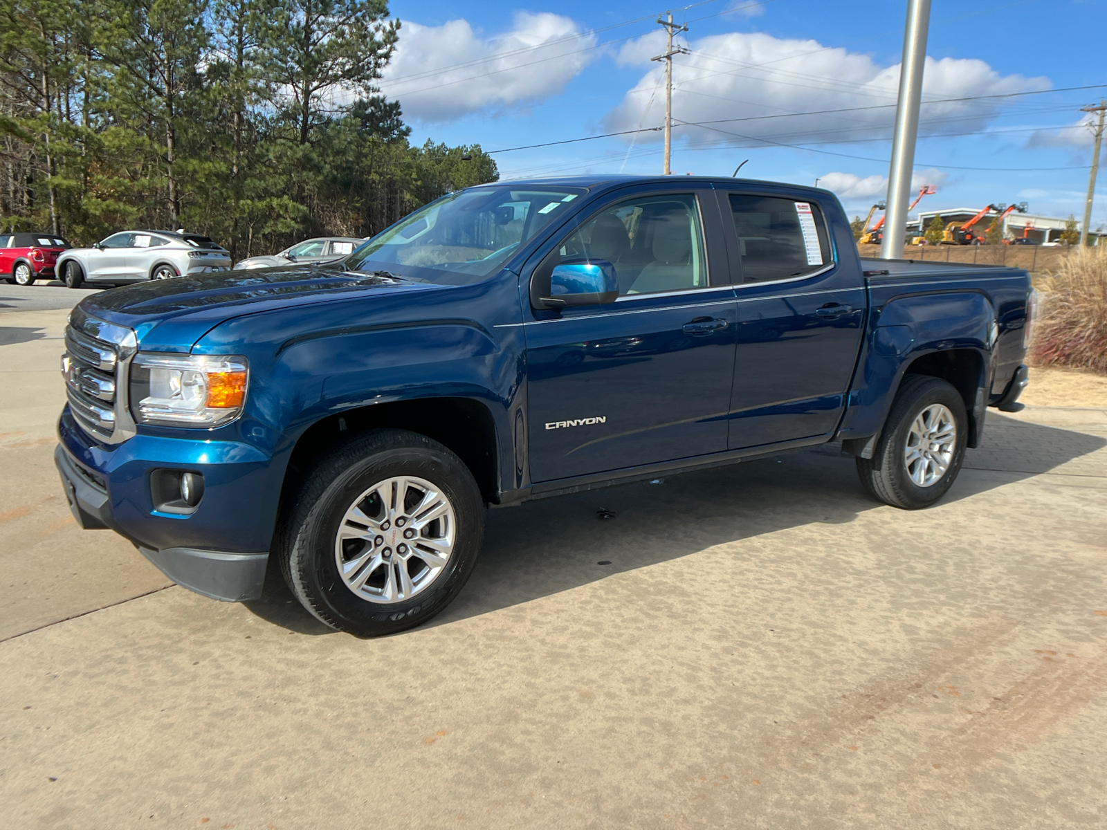 2019 GMC Canyon 2WD SLE 1