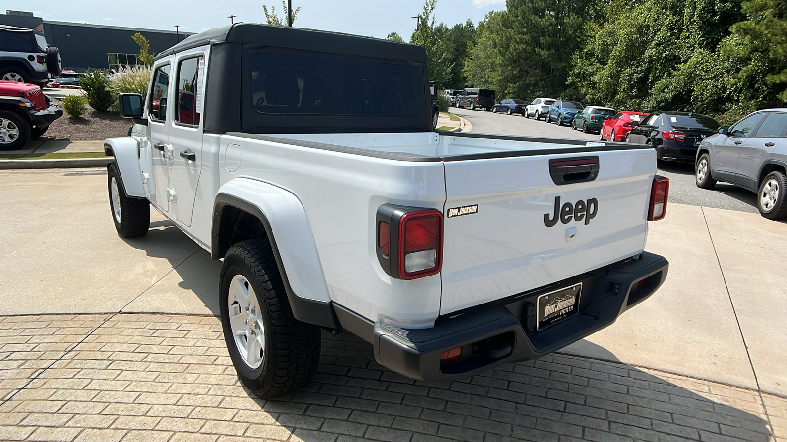 2022 Jeep Gladiator Sport S 7