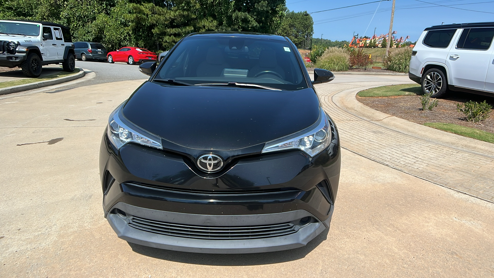 2019 Toyota C-HR XLE 2