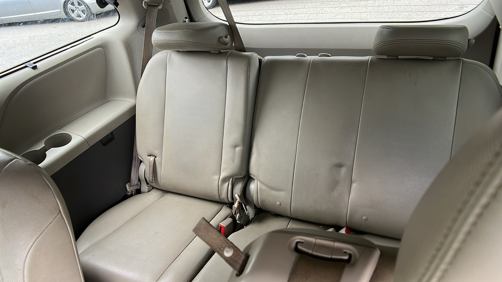 2014 Toyota Sienna XLE 18