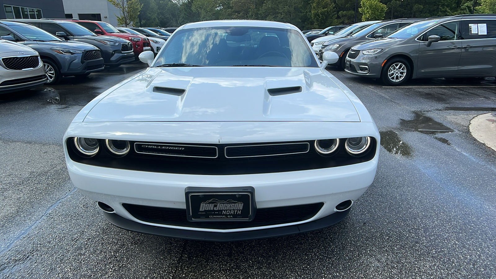 2023 Dodge Challenger SXT 2