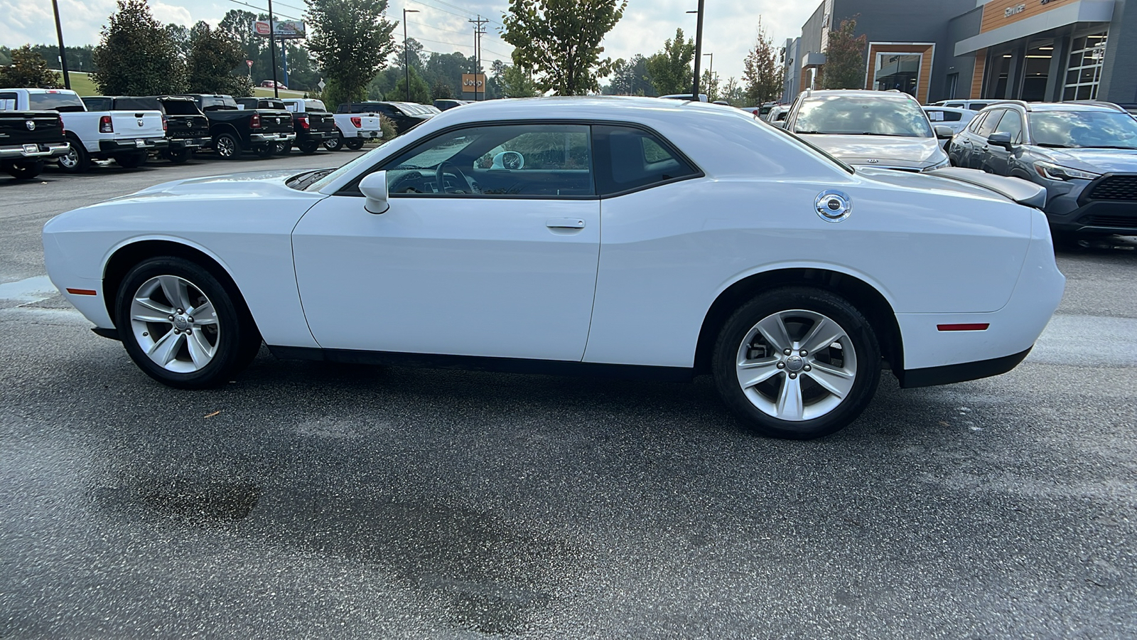 2023 Dodge Challenger SXT 8