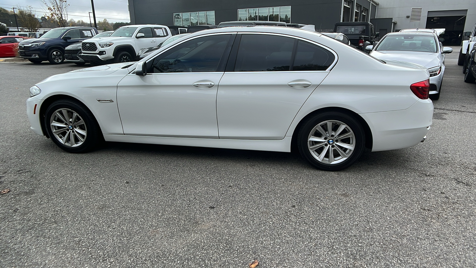 2014 BMW 5 Series 528i 8