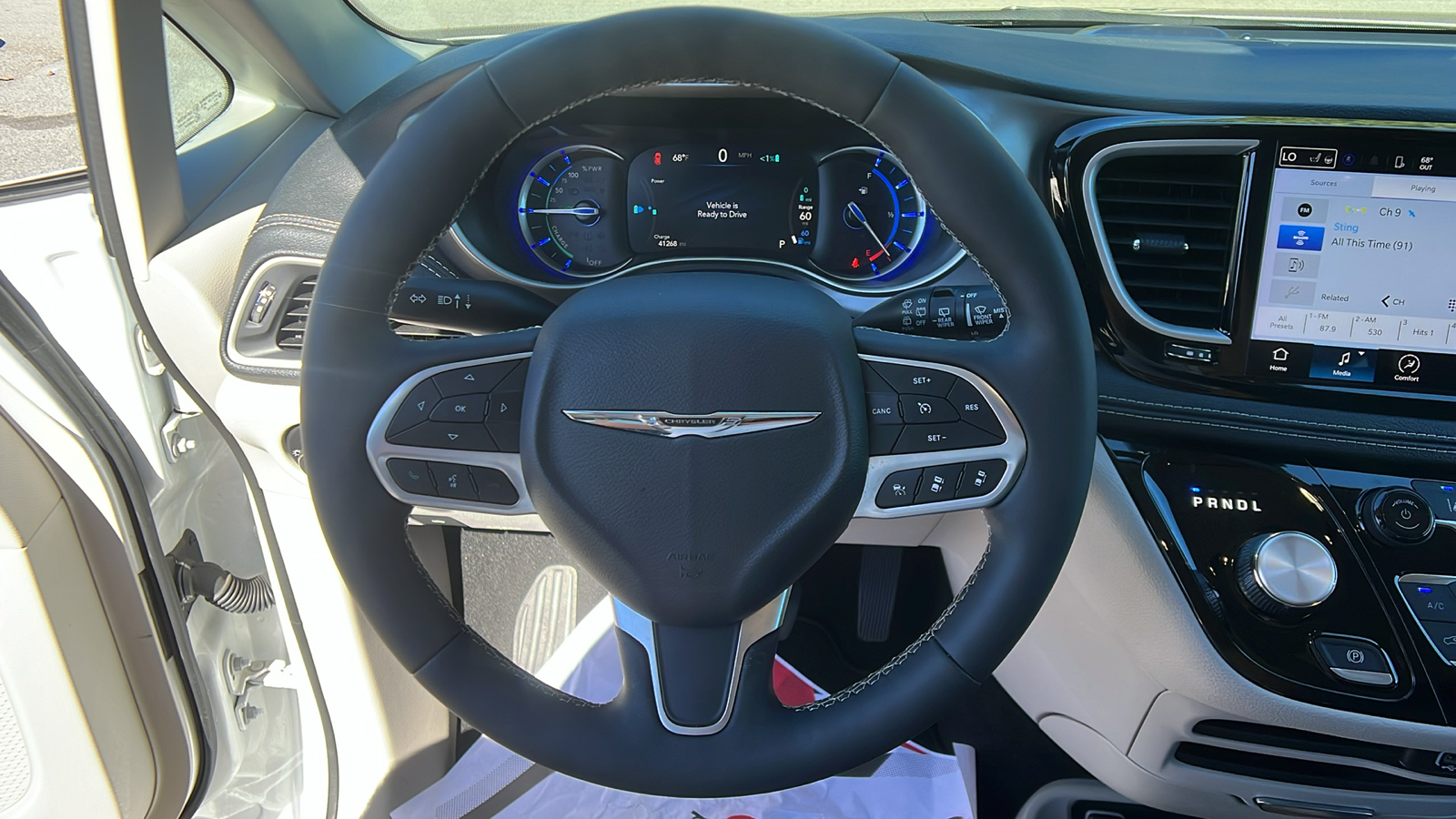 2023 Chrysler Pacifica Hybrid Touring L 20