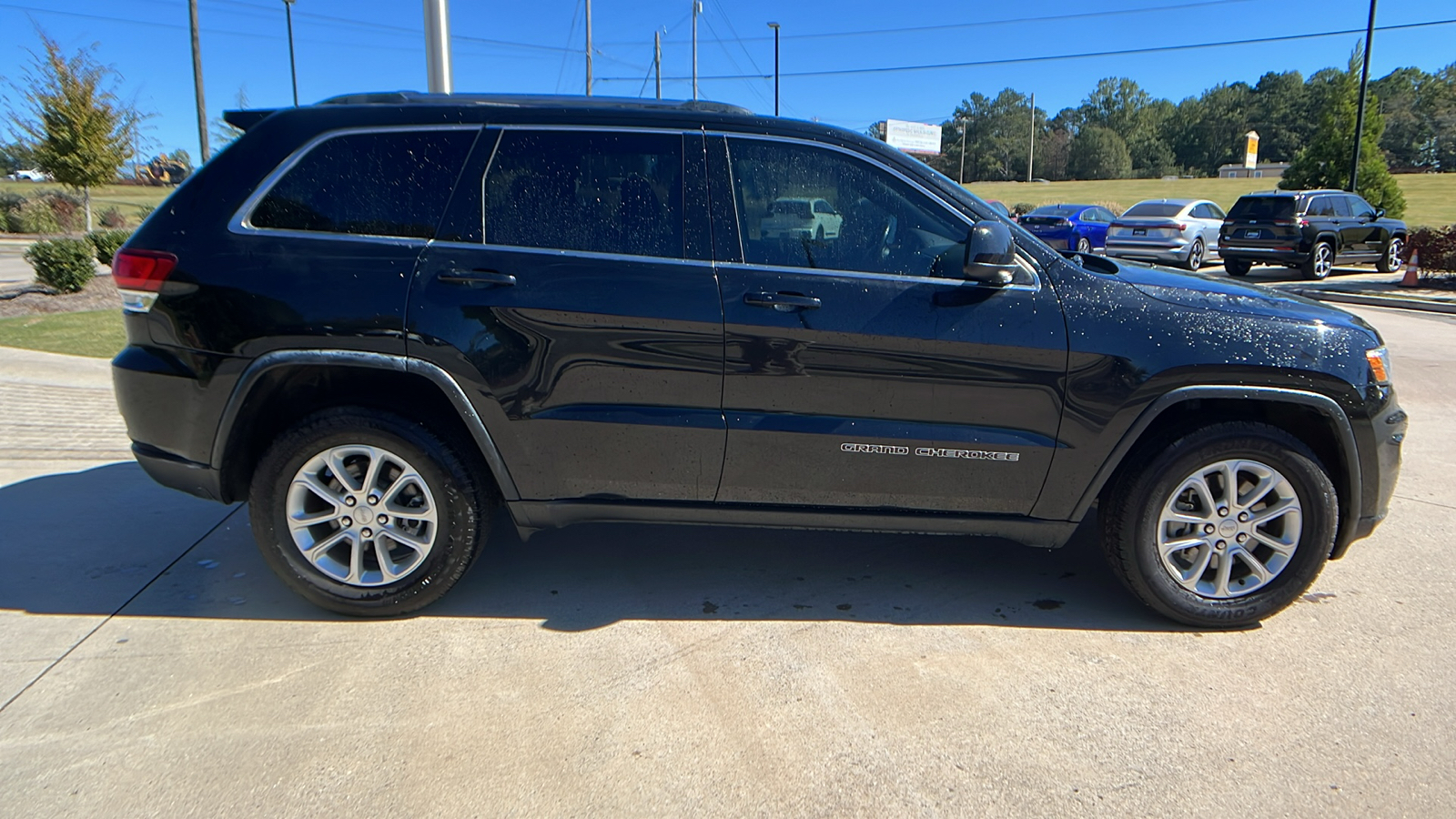 2021 Jeep Grand Cherokee Laredo E 4