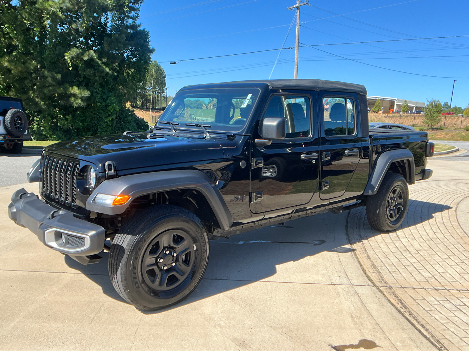 2023 Jeep Gladiator Sport 1