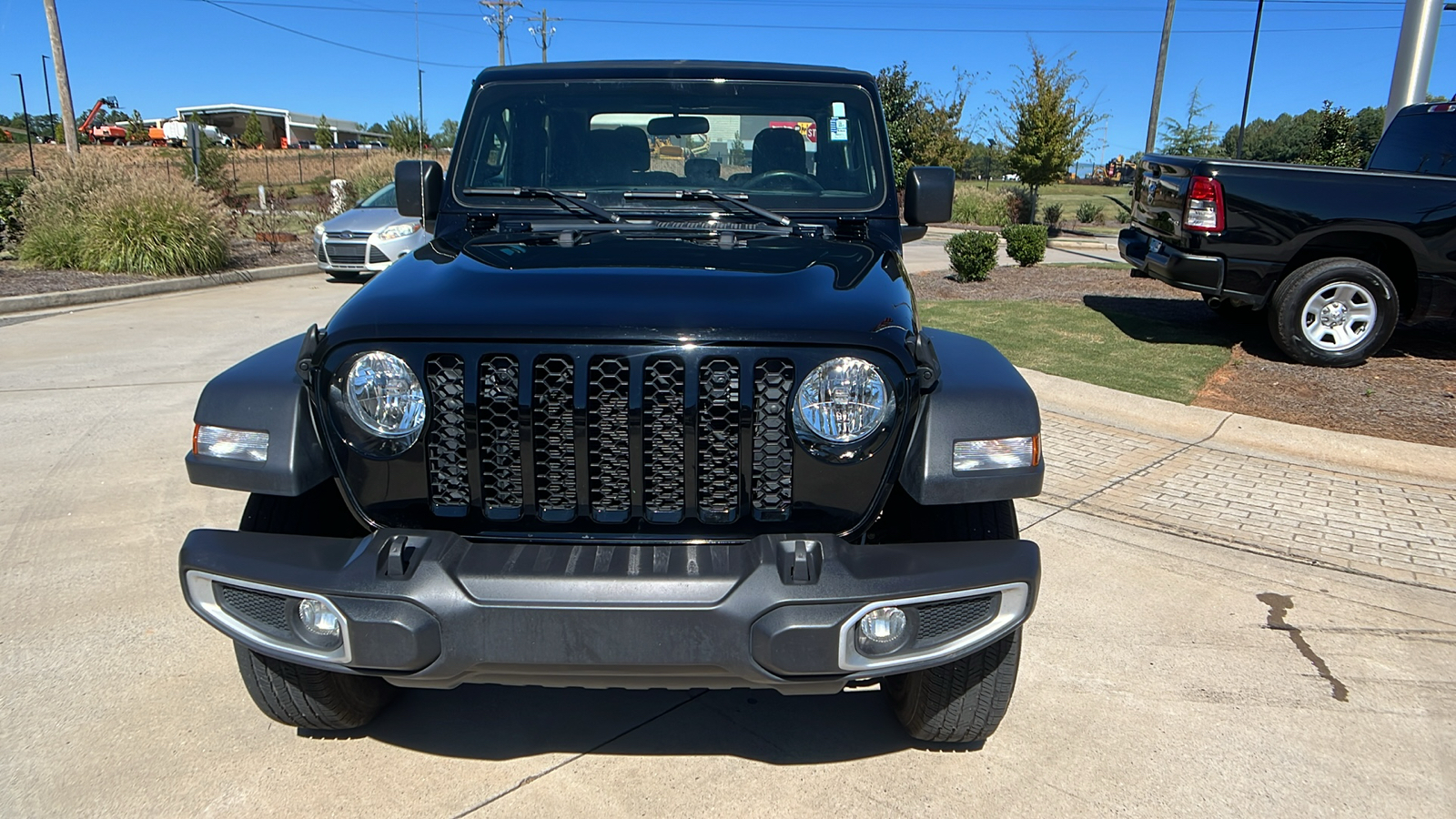 2023 Jeep Gladiator Sport 2