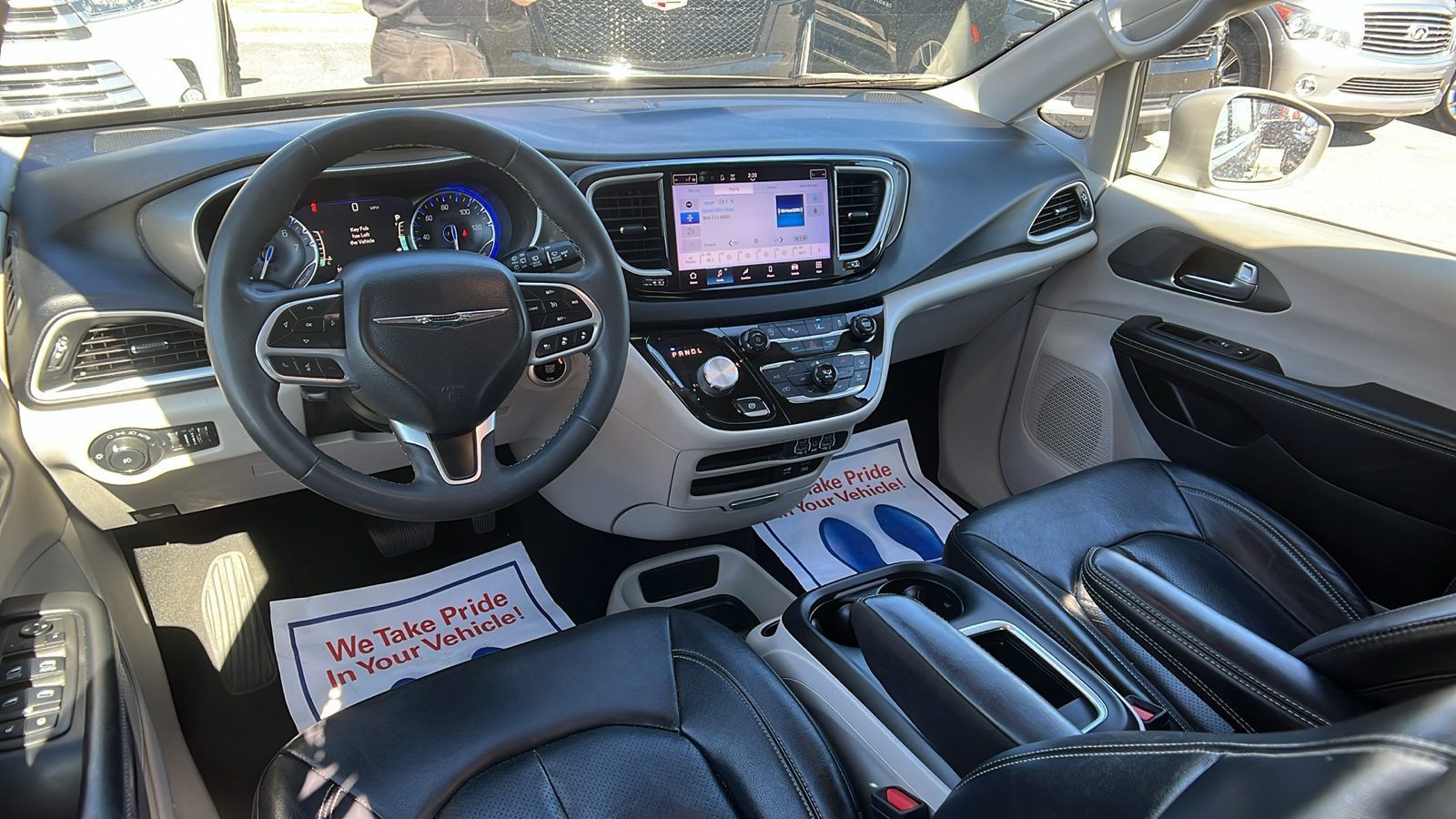 2022 Chrysler Pacifica Touring L 19