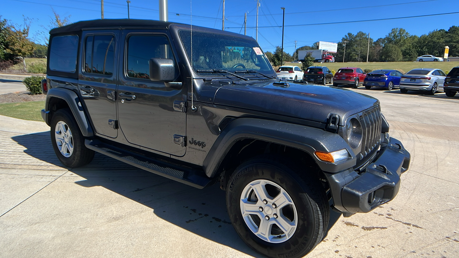 2023 Jeep Wrangler Sport S 3