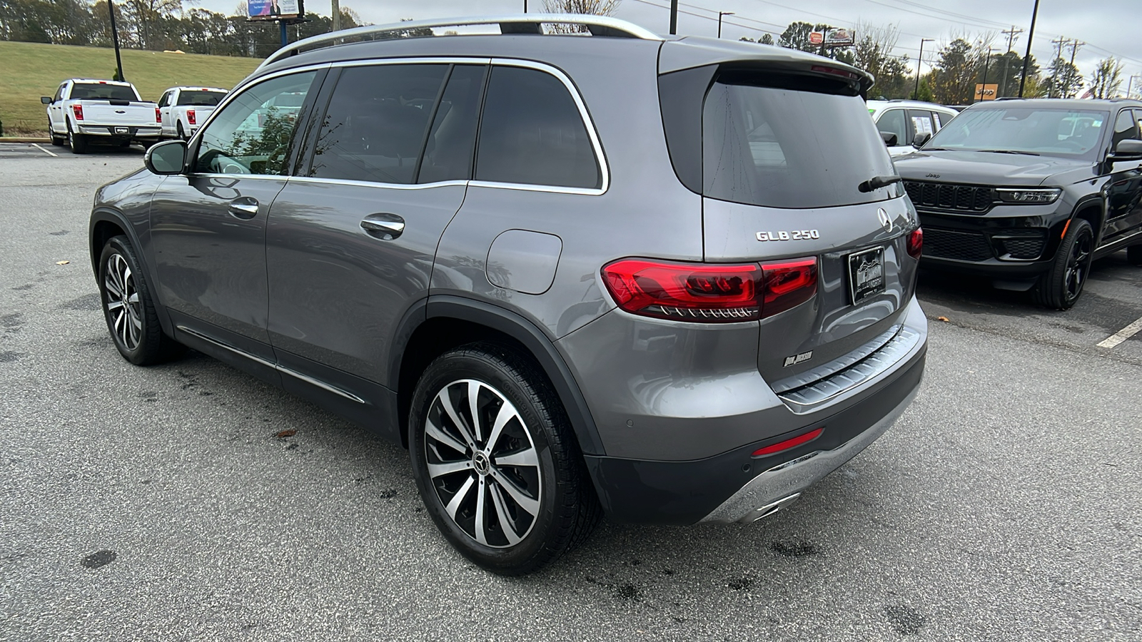 2022 Mercedes-Benz GLB GLB 250 7