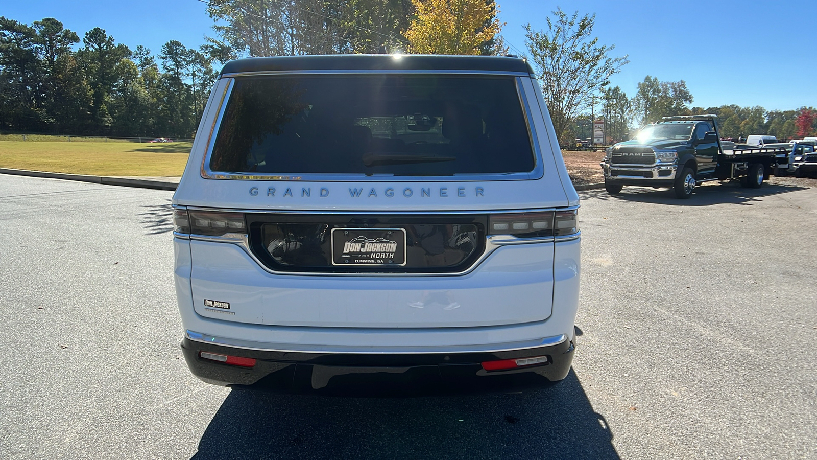 2023 Jeep Grand Wagoneer  6