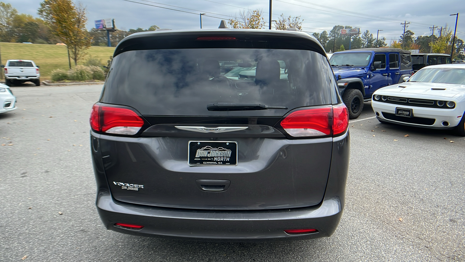 2021 Chrysler Voyager LXI 6