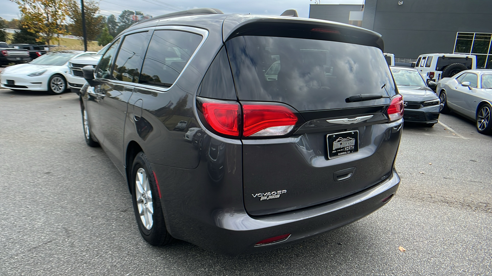 2021 Chrysler Voyager LXI 7