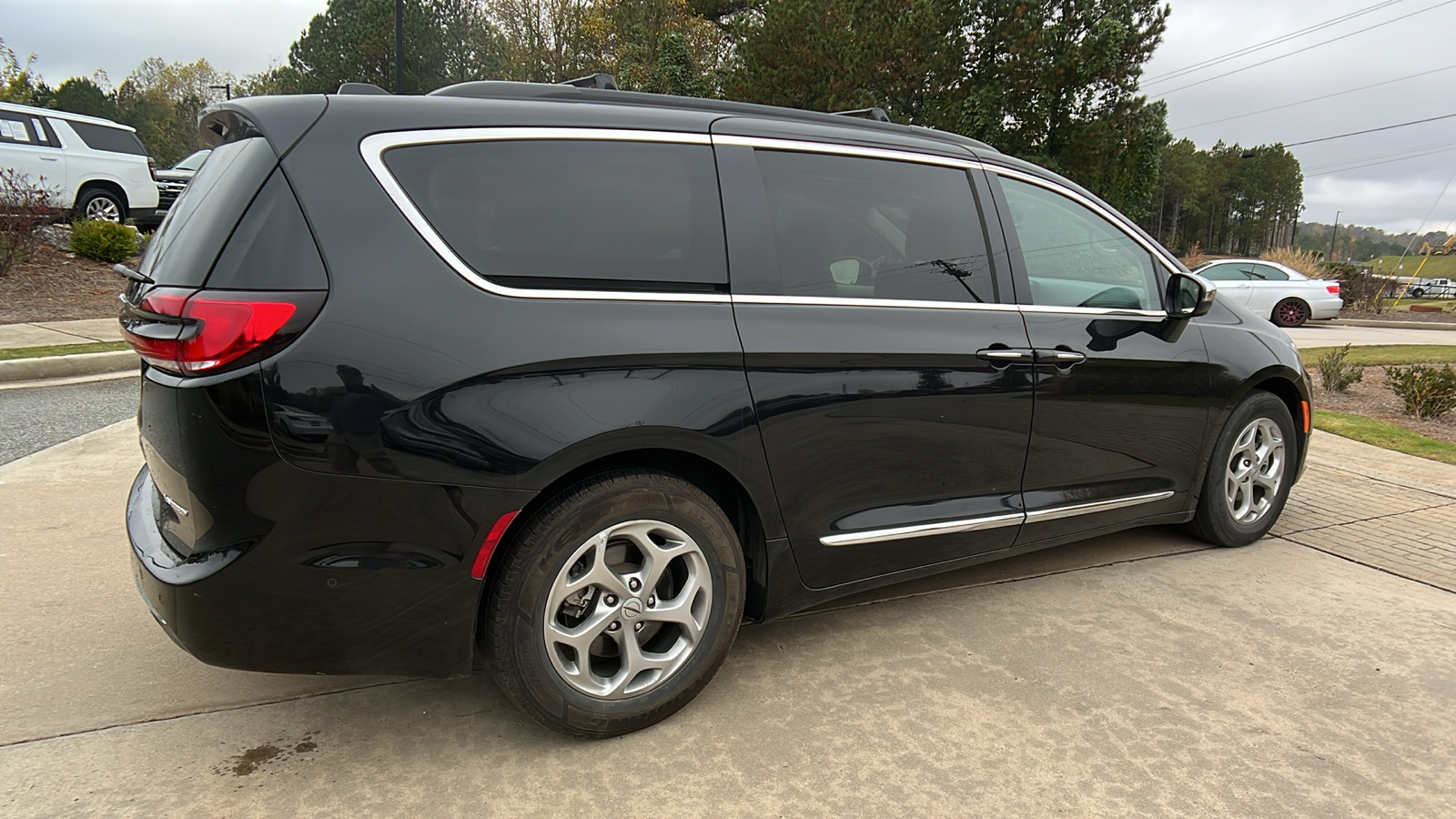 2022 Chrysler Pacifica Limited 5