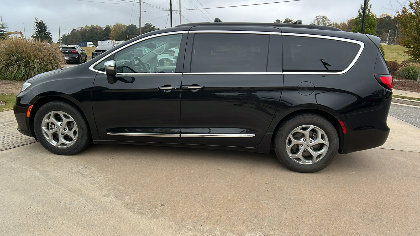 2022 Chrysler Pacifica Limited 8