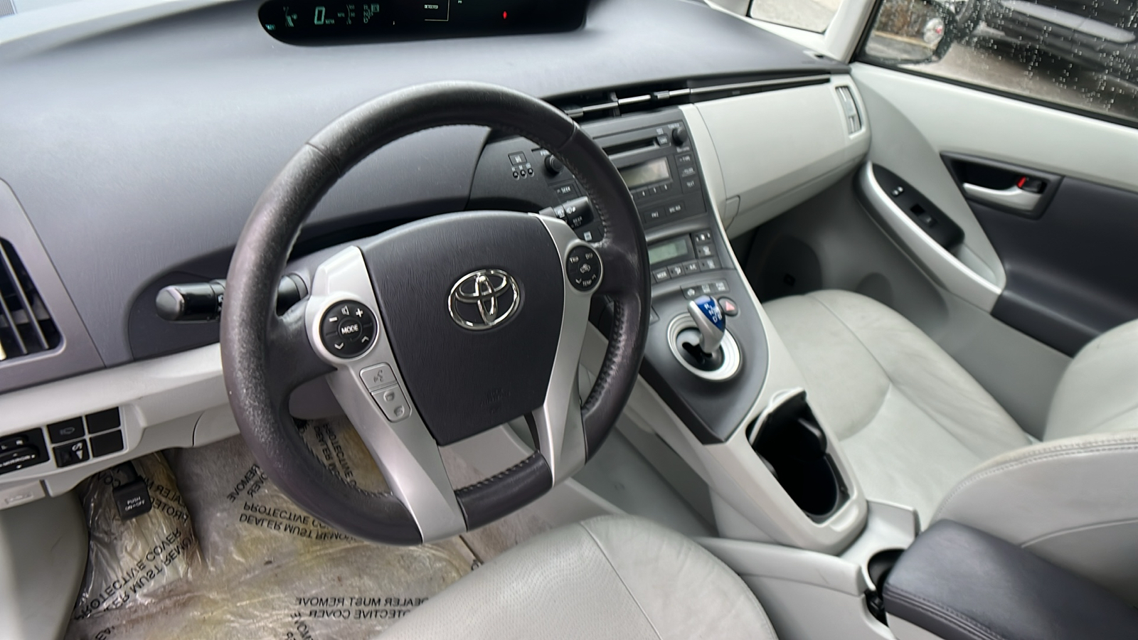 2011 Toyota Prius II 19