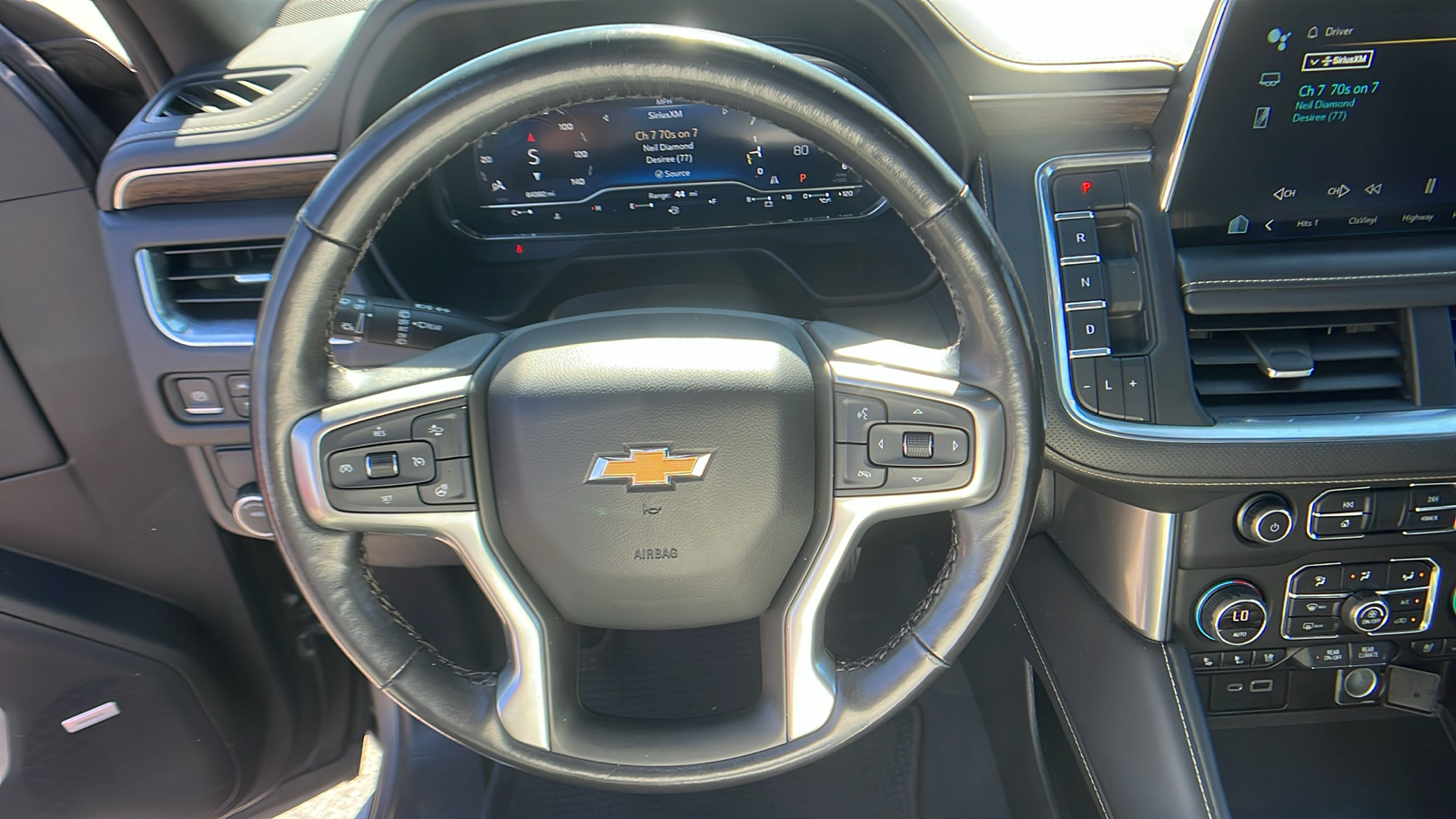 2022 Chevrolet Suburban Premier 23