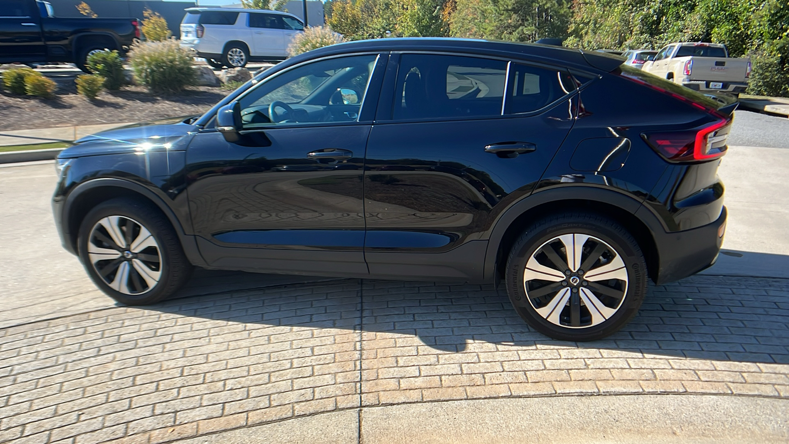 2023 Volvo C40 Recharge Pure Electric Plus 8