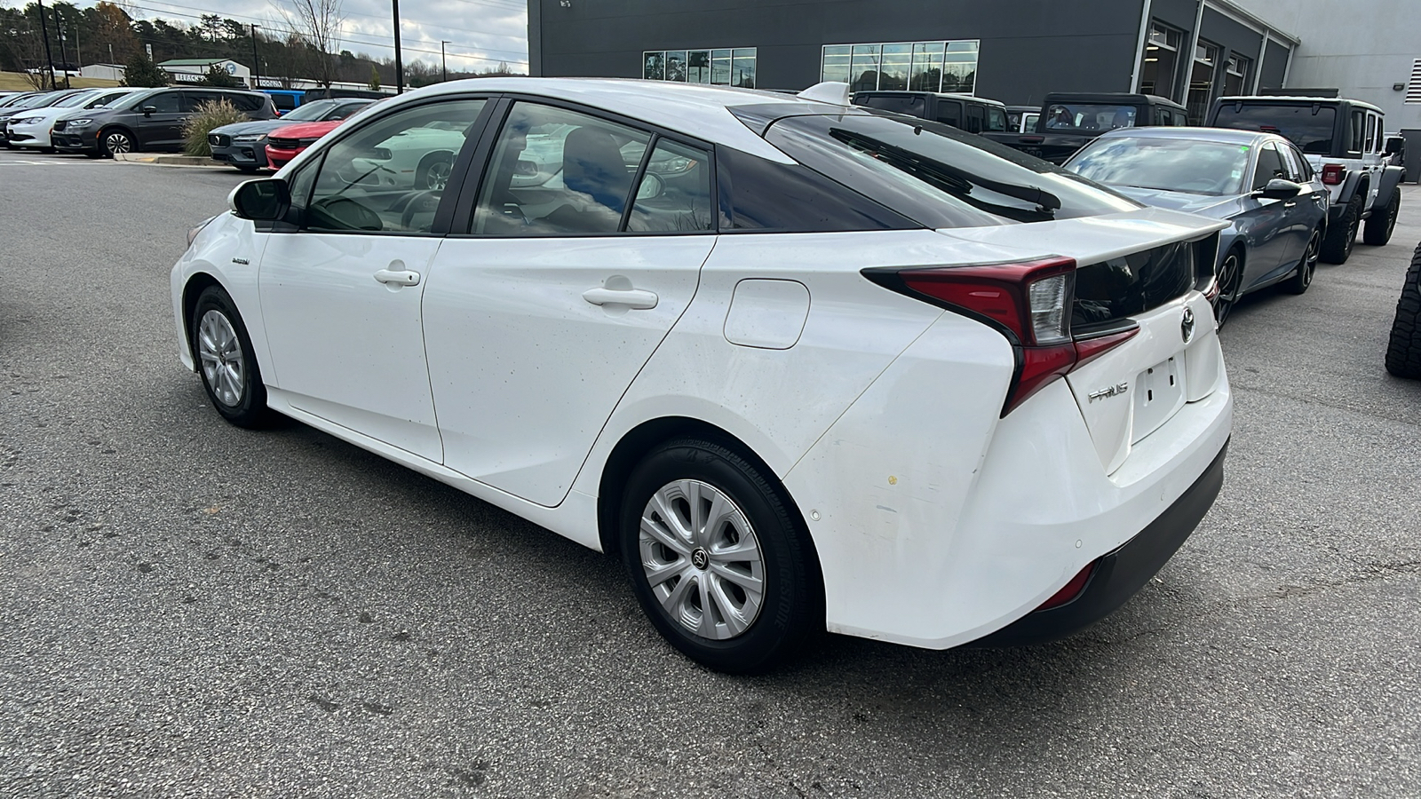 2022 Toyota Prius LE 7