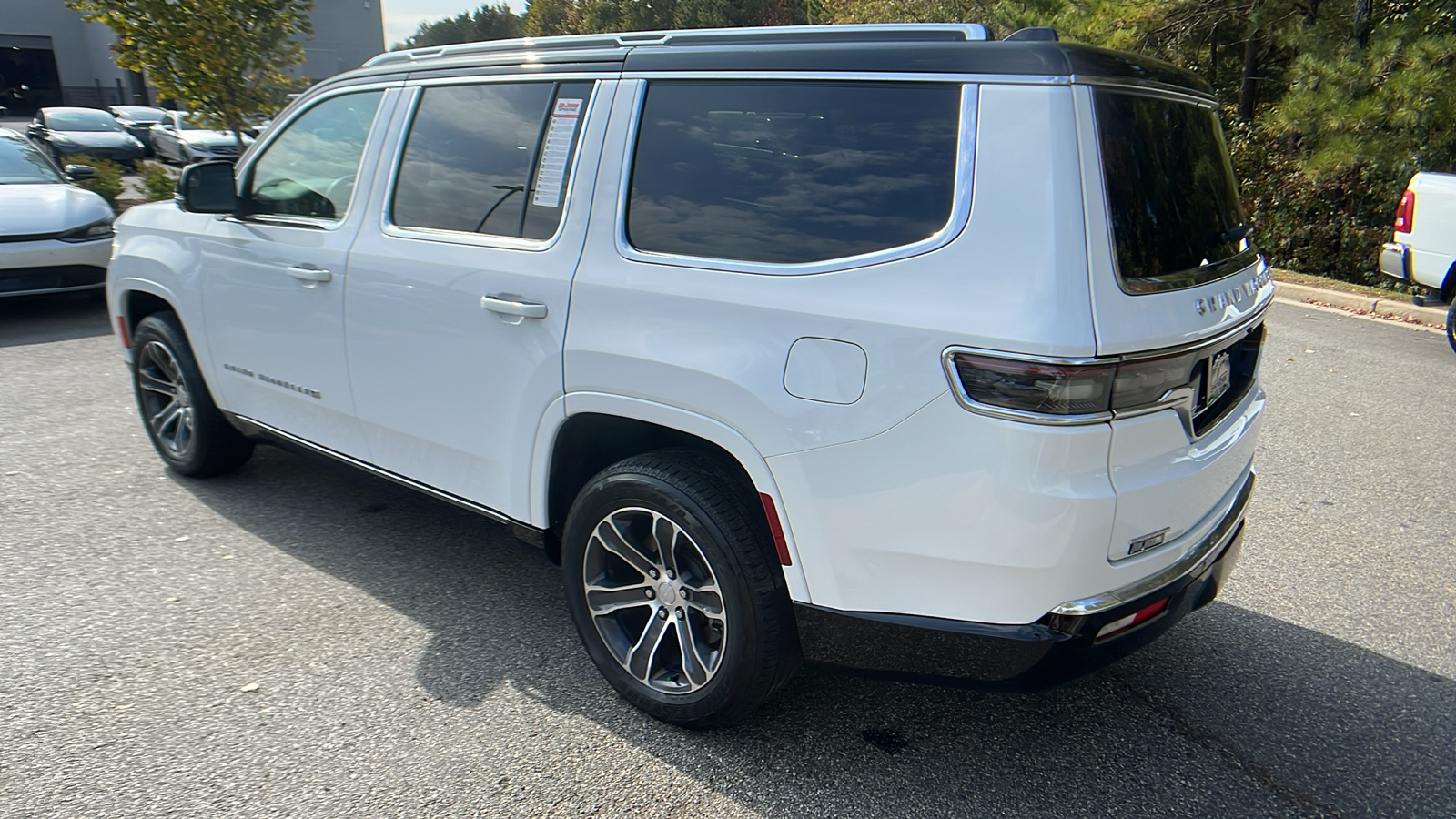 2023 Jeep Grand Wagoneer  7