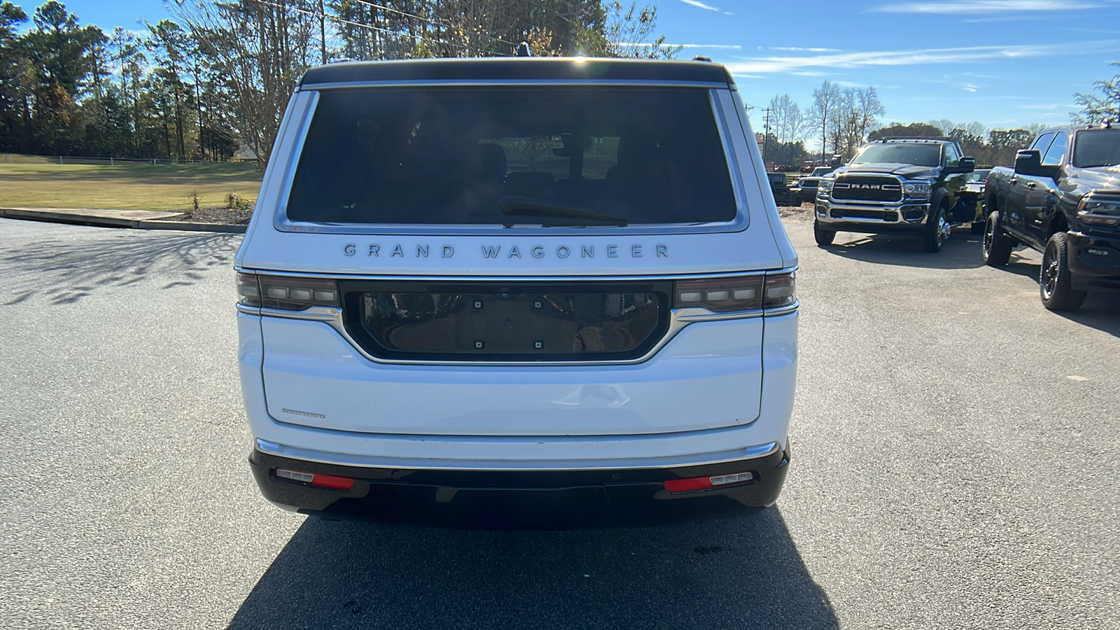 2023 Jeep Grand Wagoneer  6