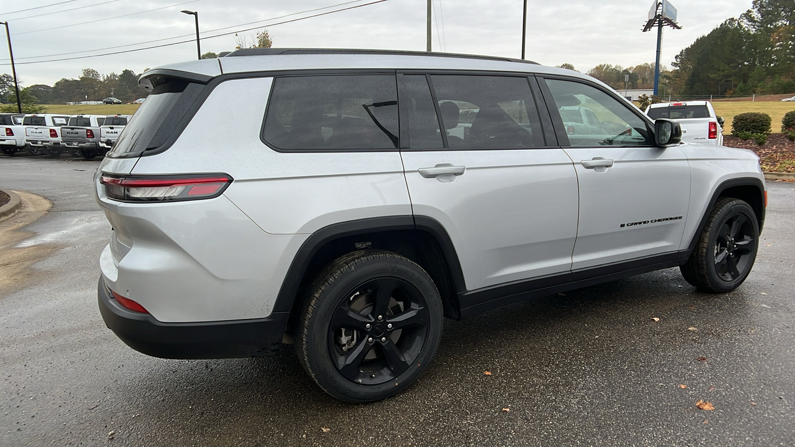 2023 Jeep Grand Cherokee L Altitude 5