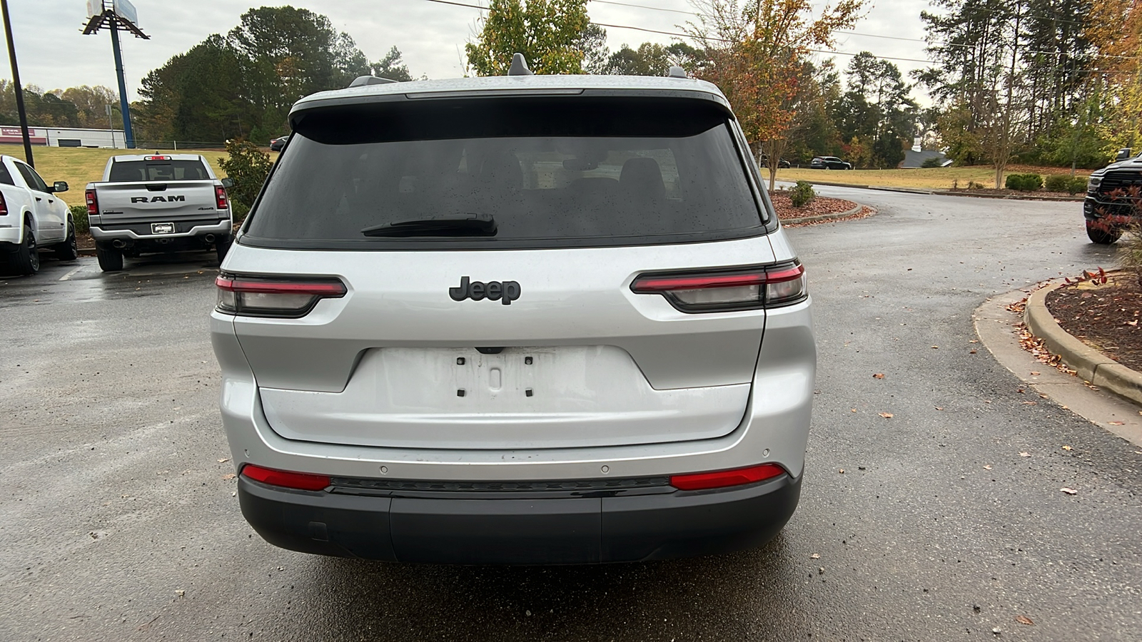 2023 Jeep Grand Cherokee L Altitude 6