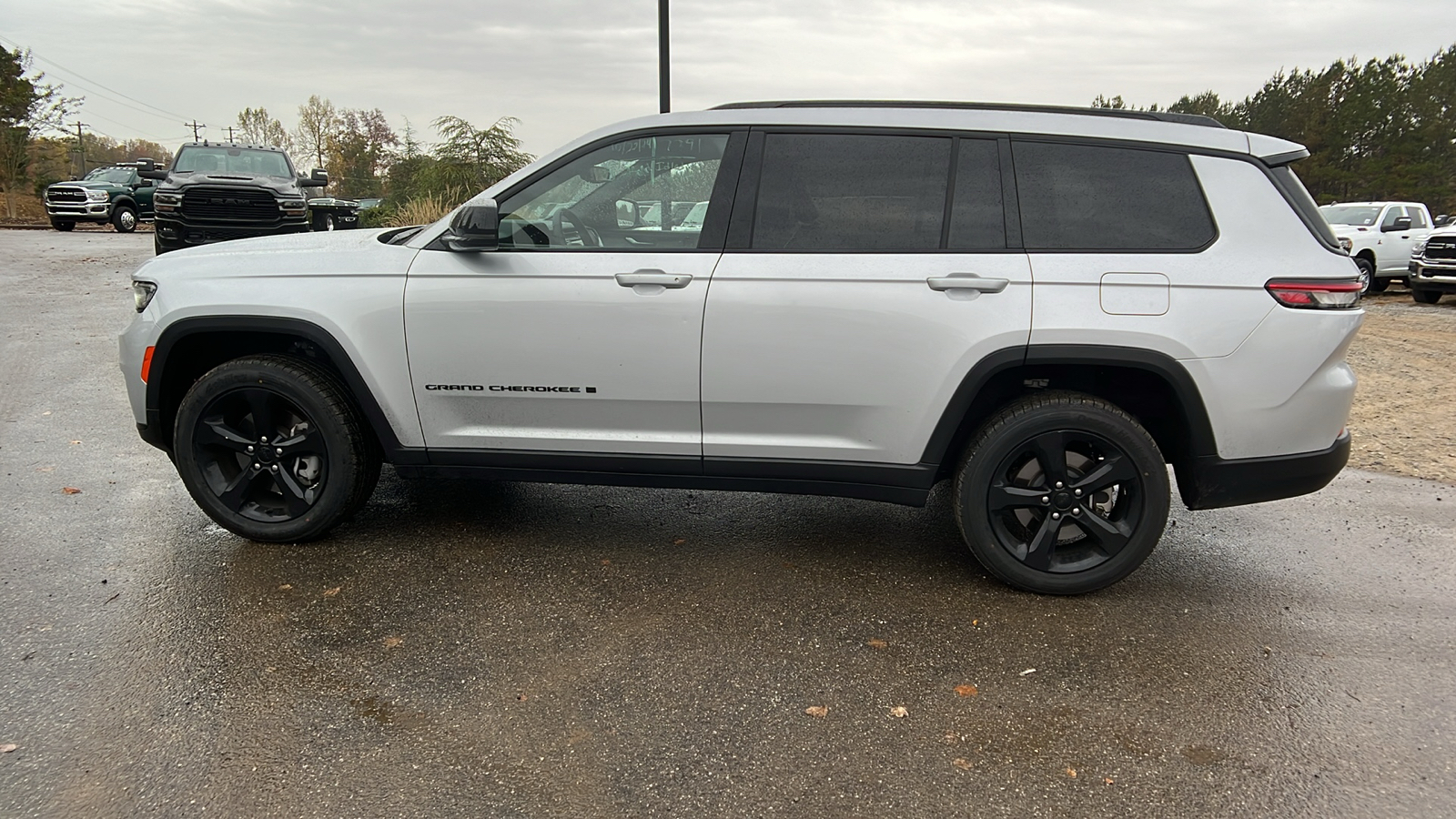 2023 Jeep Grand Cherokee L Altitude 8