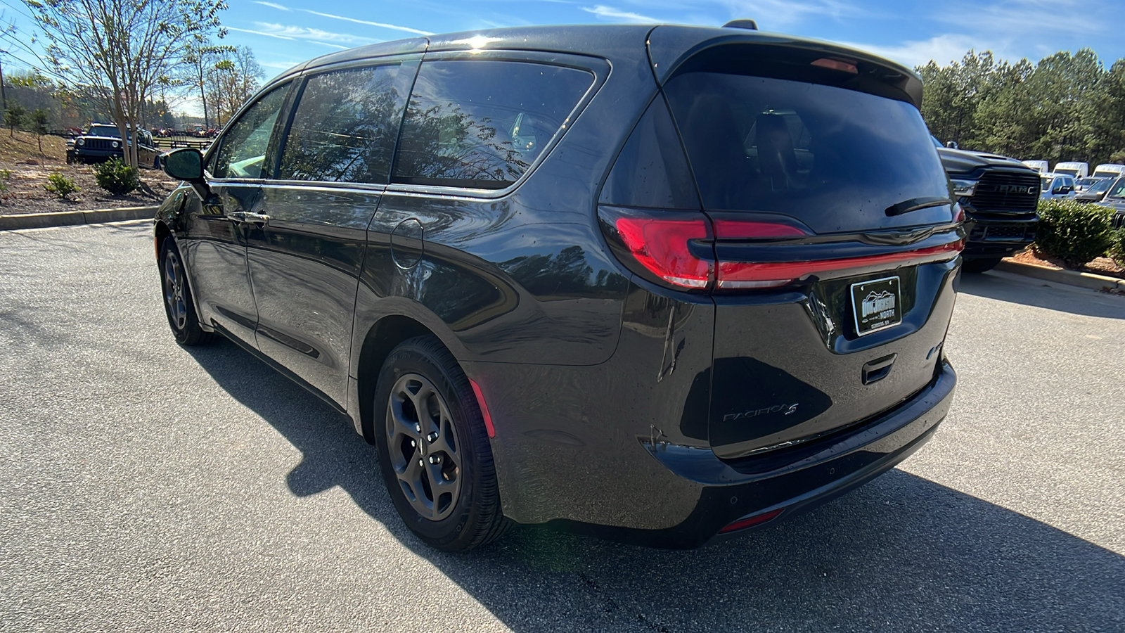 2022 Chrysler Pacifica Hybrid Touring L 7