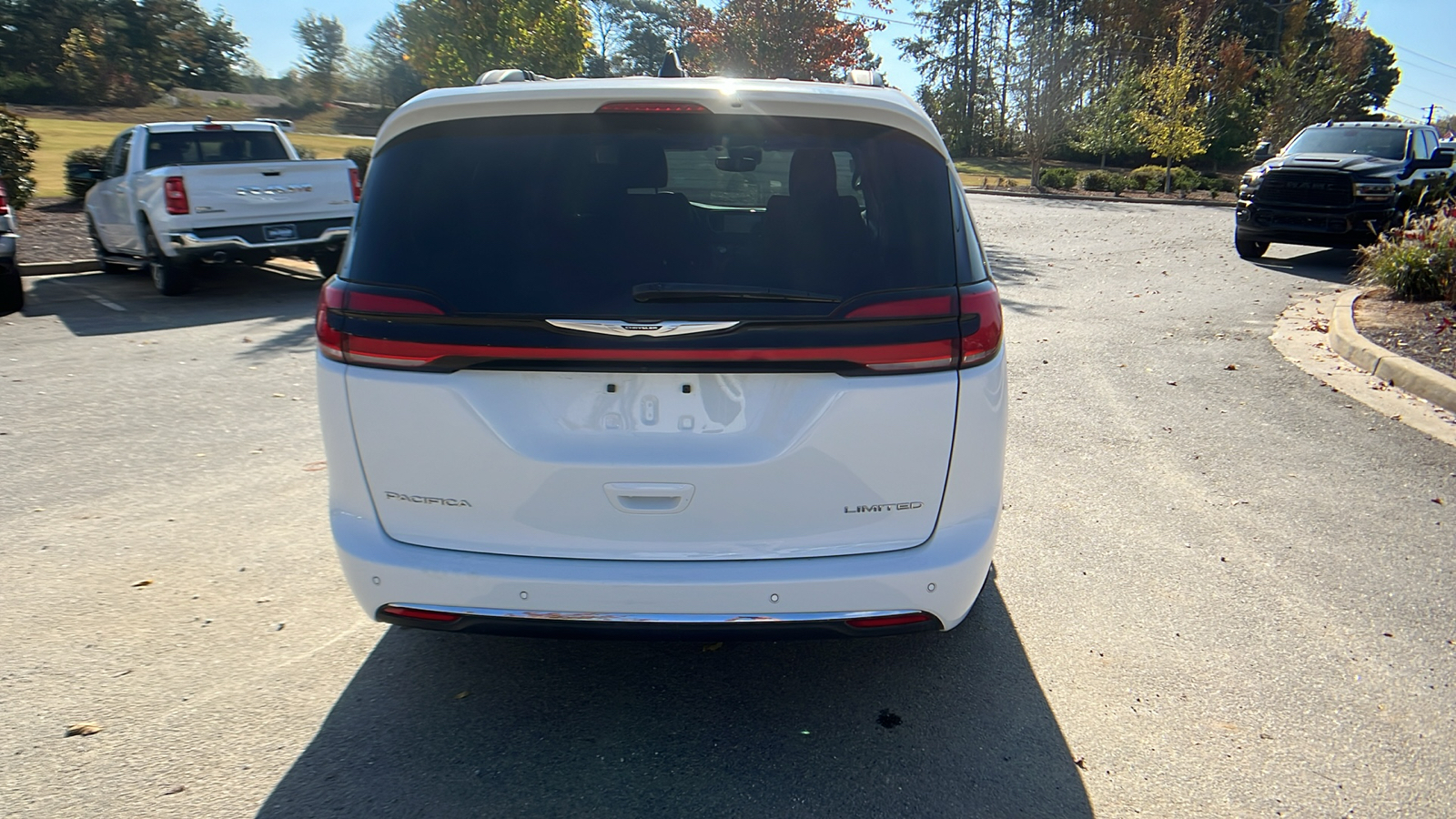 2023 Chrysler Pacifica Limited 6