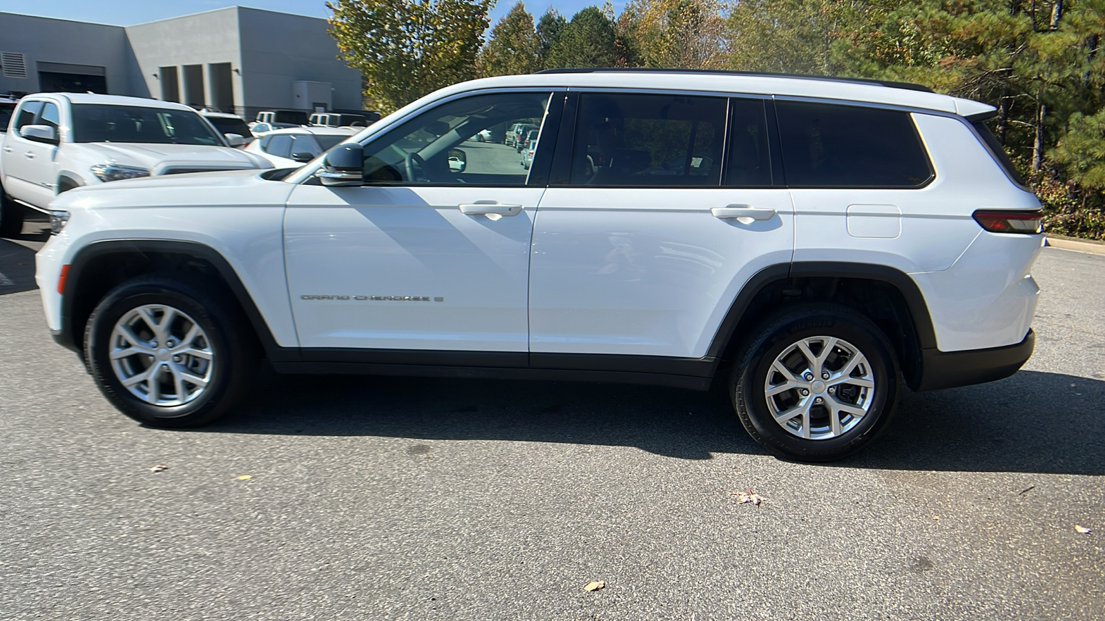 2024 Jeep Grand Cherokee L Limited 8