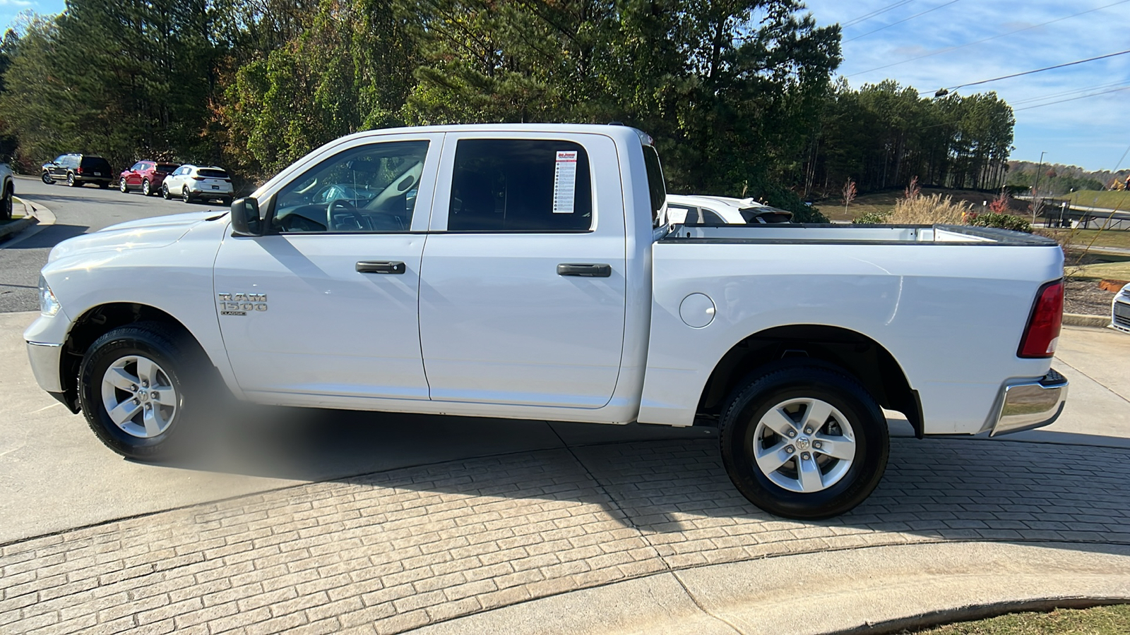 2022 Ram 1500 Classic SLT 8