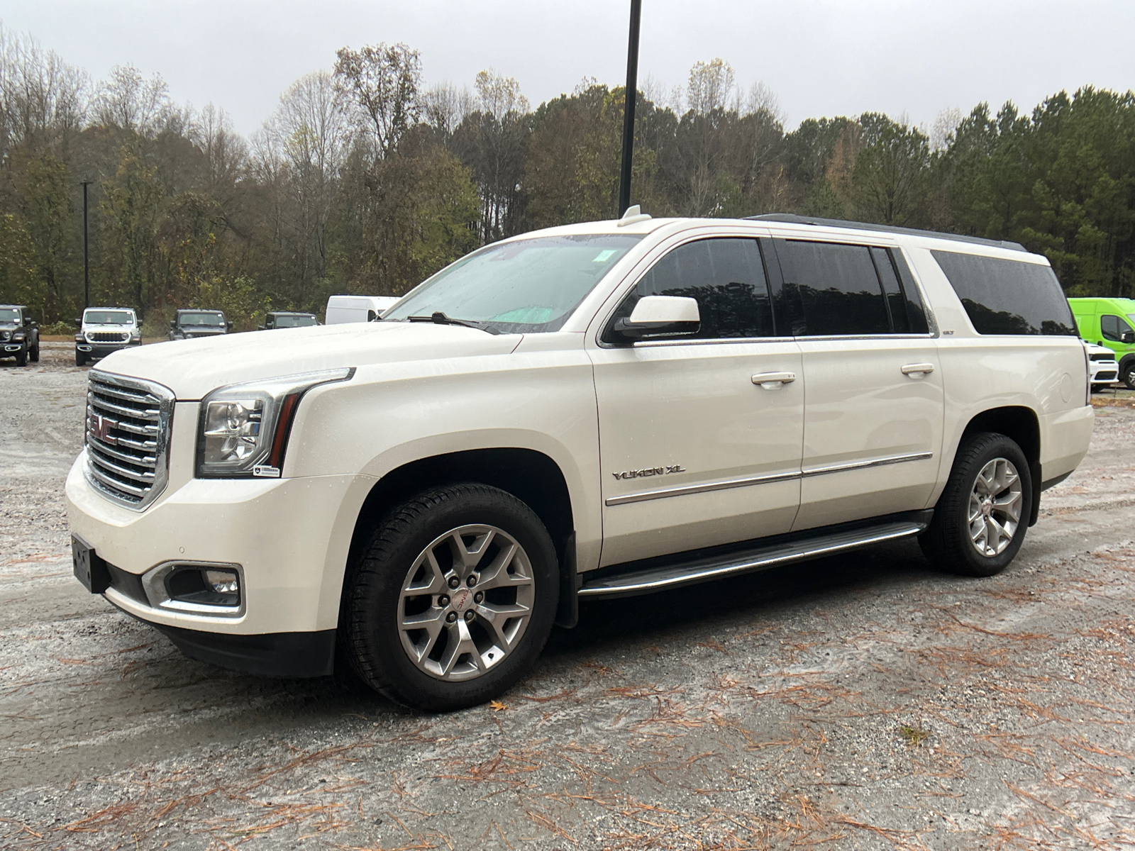 2015 GMC Yukon XL SLT 1